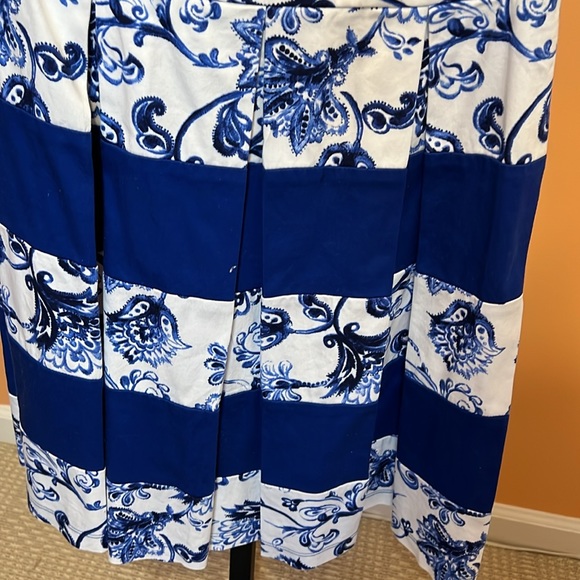 Tiana B floral dress with pleated bottom size 10 - Picture 3 of 9